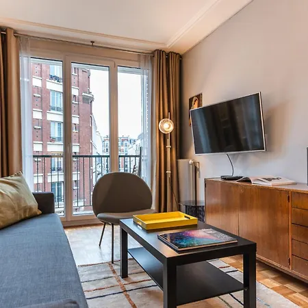 Luxury Flat With Balcony - 6 Guests - Near Metro * Paris
