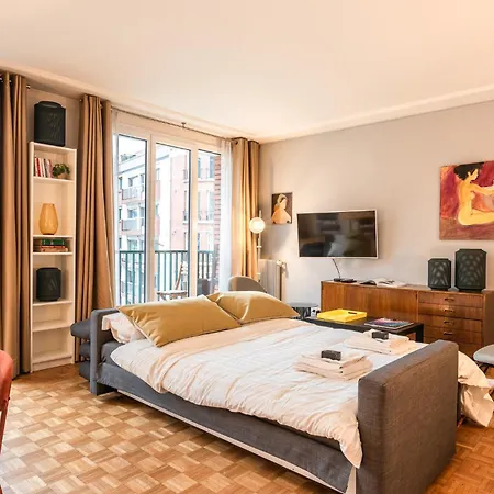 Luxury Flat With Balcony - 6 Guests - Near Metro * Paris